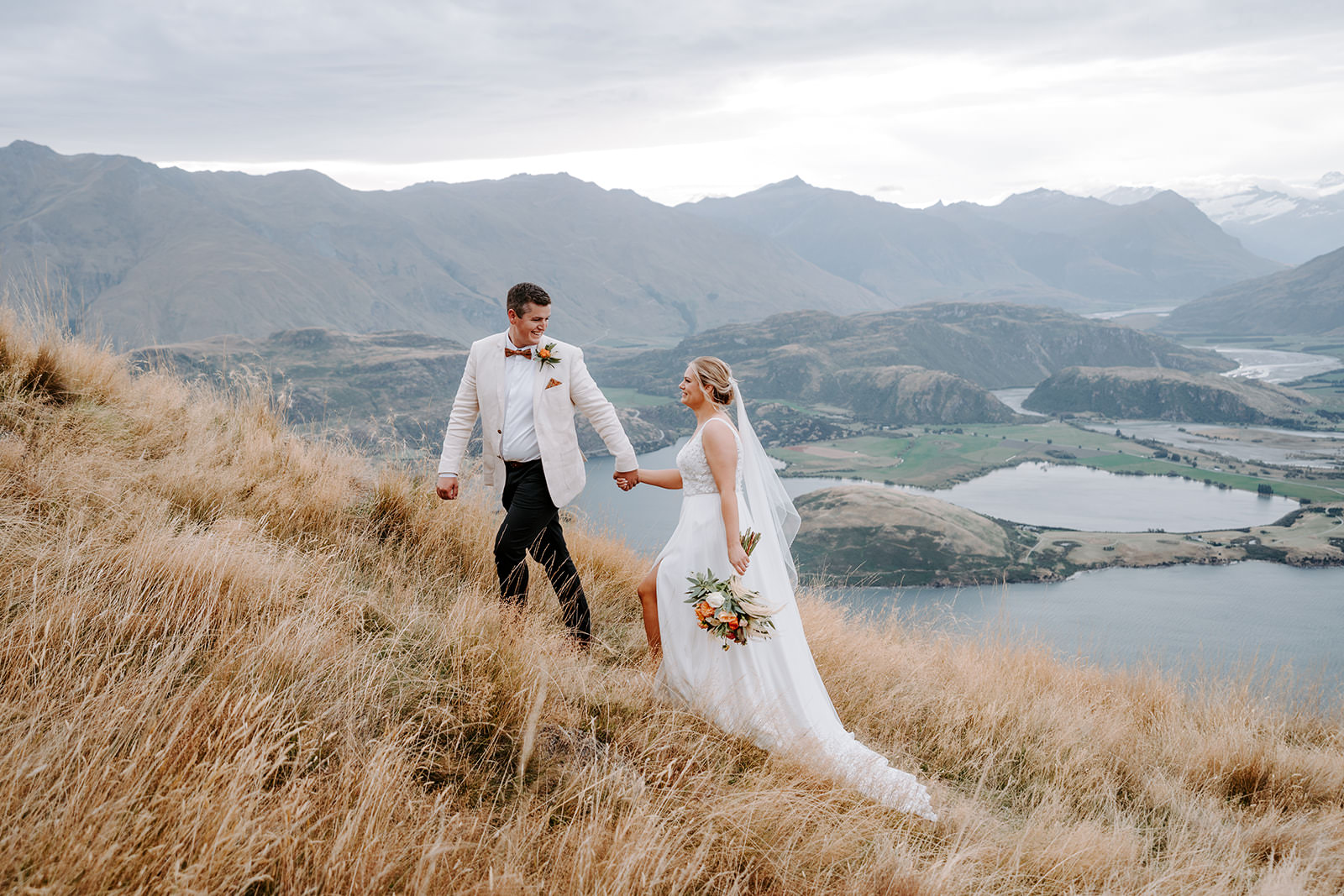 queenstown wedding lookout lodge kate craig brown photography